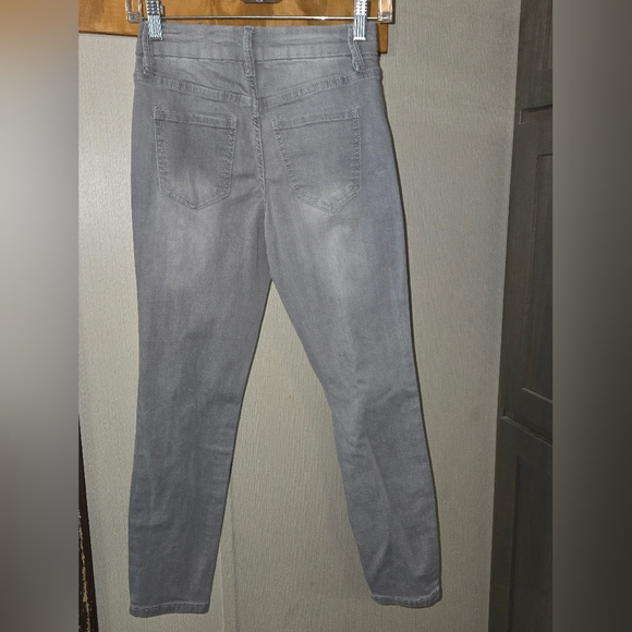 ### ROYALTY Jeans Petite size 4 - Picture 4 of 4